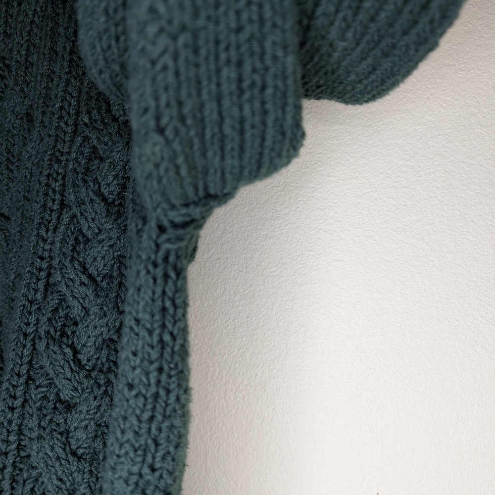 Abercrombie & Fitch Green Turtleneck Sweater Ribbed Knit - Picture 6 of 8